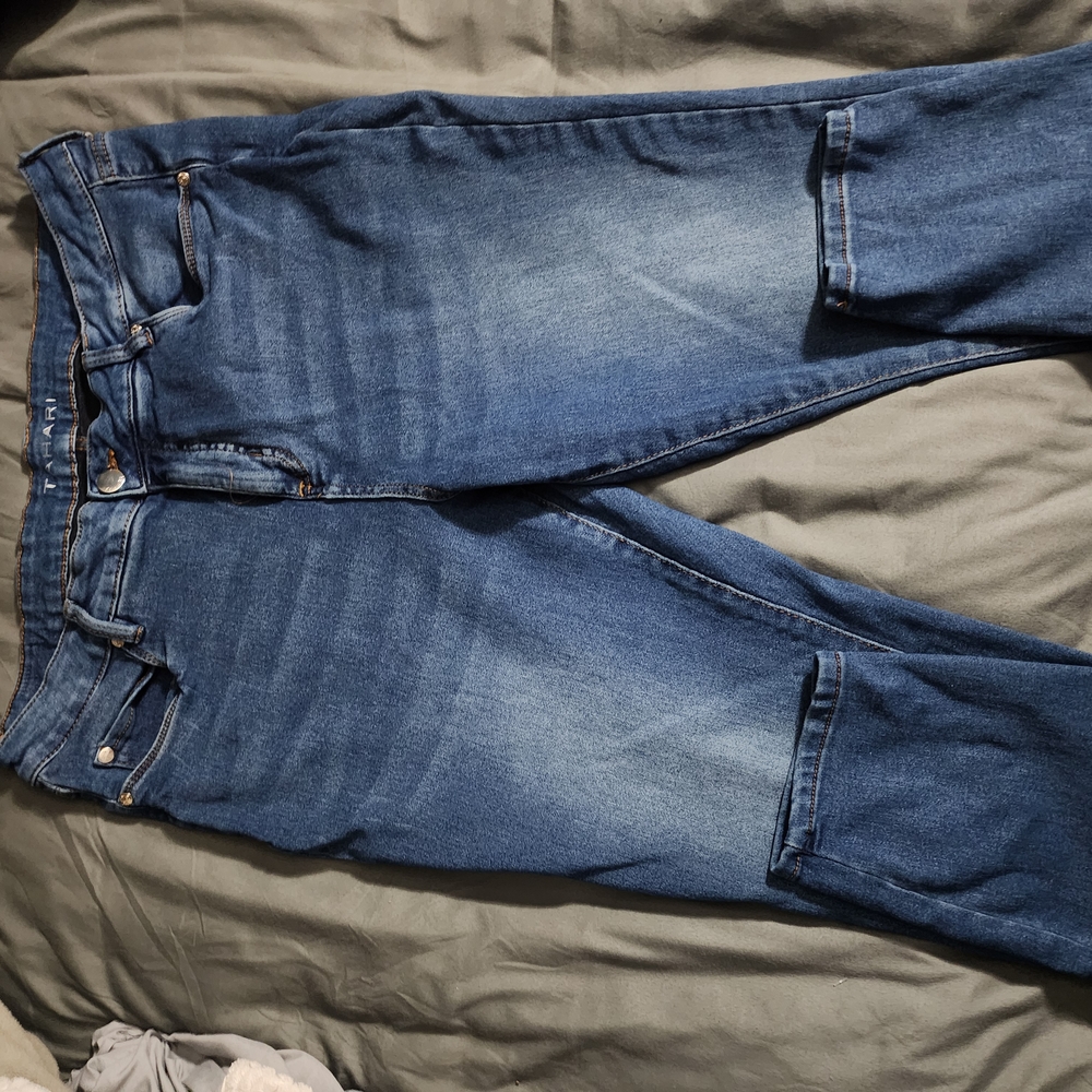 Tahari Skinny Blue Jeans